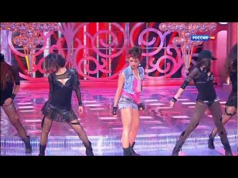 Видео: NYUSHA/НЮША - "Больно" (RMX, "Голубой огонек 2013")
