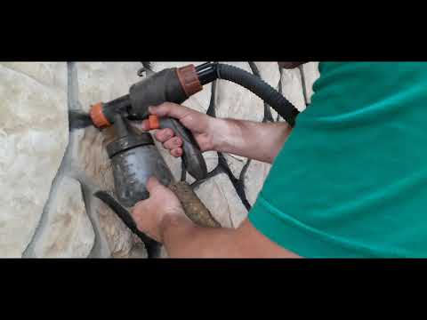 Видео: Как покрасить пластушку | How to paint plastic