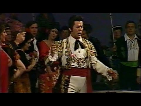 Видео: Юрий Мазурок. Куплеты Эскамильо из оперы «Кармен» (1979) / Yuri Mazurok. Carmen: Votre toast