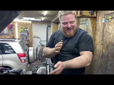 Видео: Запчасти сыпятся изнутри...Suzuki Grand Vitara и рабочие будни.