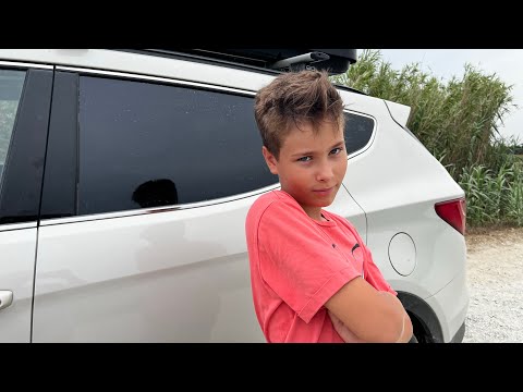 Видео: Едем через ФРАНЦИЮ по ПЛАТНЫМ дорогам! Куда мы направились ? Влог Фаст Фемили