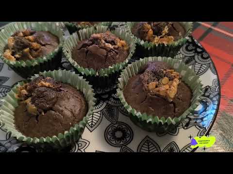 Видео: Мафіни шоколадні з фісташковою пастою . Смачна випічка на швидкоруч. 