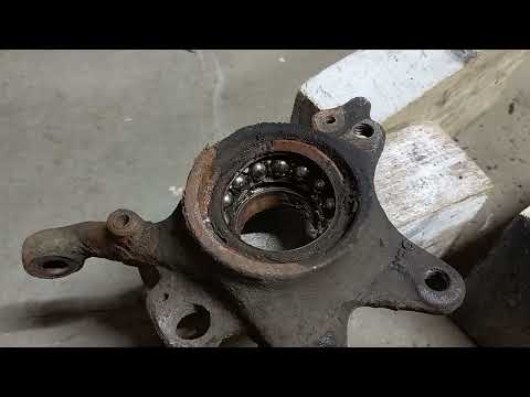 Видео: Замена ступичного подшипника и ступицы пассат б3. How to change  wheel bearing and hub passat 35i