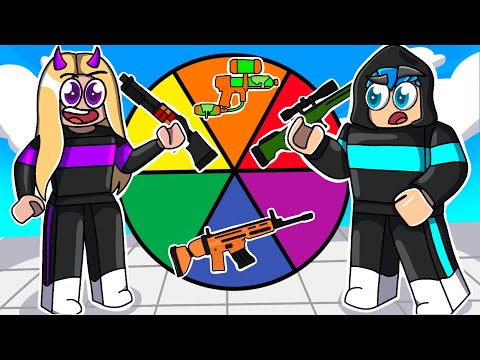 Видео: СЛУЧАЙНОЕ КОЛЕСО выбирает наше ОРУЖИЕ в Roblox Rivals.