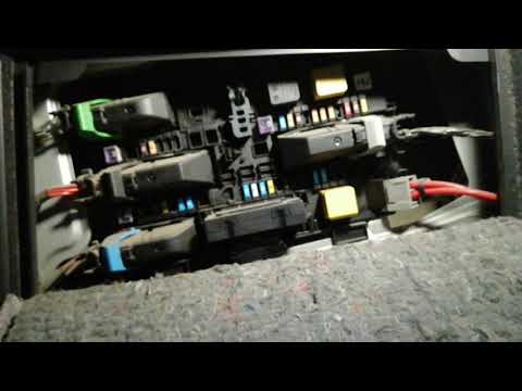 Видео: Opel Astra H не работает центральный замок.