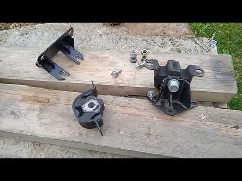 Видео: Лада Веста. Опора КПП от гранты и от ваз 2110 .