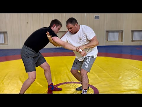 Видео: Перевод за руку/ Перевод нырком под руку/ Сброс руки сбоку