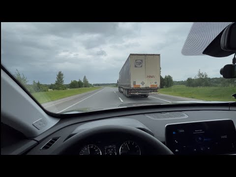 Видео: 140 км/ч по трассе на черике! Я не ожидал такого..! Кидает от ветра ? обогнать фуру не может??? …