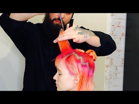 Видео: ТЕКСТУРНЫЙ БОБ  КАРЕ С КОРОТКОЙ ЧЕЛКОЙ ПОШАГОВО.