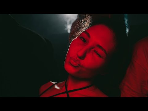 Видео: НОЧНАЯ ЖИЗНЬ МОСКВЫ. КАК ОТДЫХАЕТ ЭЛИТНАЯ ЗОЛОТАЯ МОЛОДЁЖЬ МОСКВЫ. НОЧНОЙ КЛУБ И БАР ПИПЛ. ТУСОВКА.