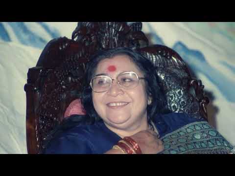 Видео: Биджа мантры в исполнении Шри Матаджи; Медитация со Шри Матаджи