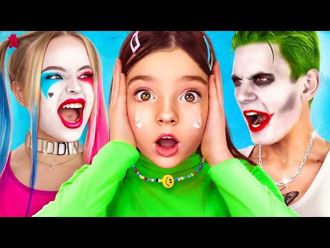 Видео: Меня Удочерили Супергерои! Жизнь Людей в Суперсемейке