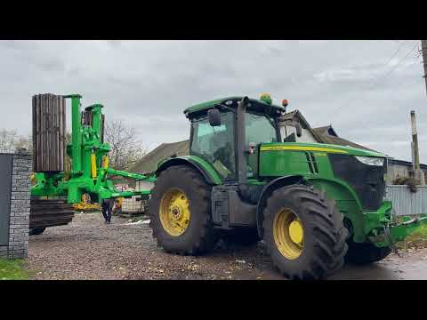 Видео: ❗️ВСЕ В ПИЛЬ❗️РУБЛЯЧИЙ КОТОК ПО МОКРІЙ КУКУРУДЗІ 🌽ВЕЛЕС АГРО ХІТ 6💪🏻John Deere 7230R перший запуск