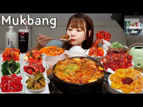 Видео: Sub)Real Mukbang- Изумительное корейское домашнее блюдо Мукбанг 🍱 (12 гарниров) Лапша Пульгоги ASMR