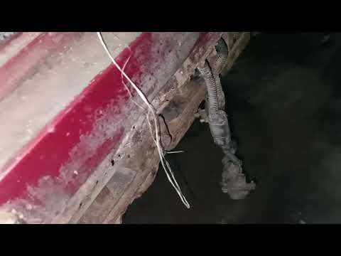 Видео: Неисправность проводки на Terrano 1 VG30E , из-за которой автомобиль не работал на холостых