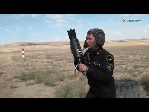 Видео: Сарыөзек гарнизонындағы танкистер штаттық атыс даярлығын өткізді 