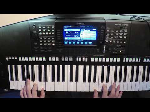 Видео: Yamaha PSR s775 Ненси Дым сигарет с ментолом