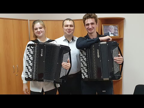 Видео: Открытый урок «Работа над полифоническим произведением в классе баяна»