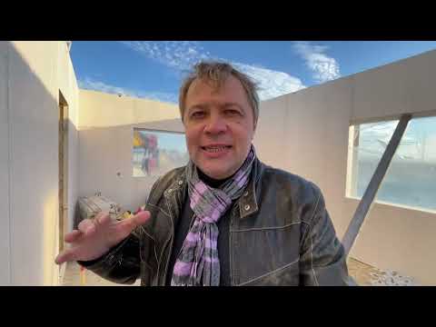 Видео: Строительство дома за 3 дня. Дом из готовых заводских панелей