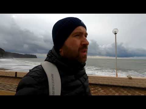 Видео: Плюсы и минусы зимовки на юге. Туапсинский район, ПГТ Новомихайловский.