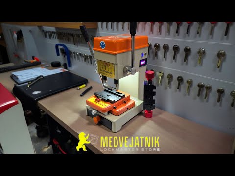 Видео: Обзор нового портативного станка для изготовления ключей Defu!