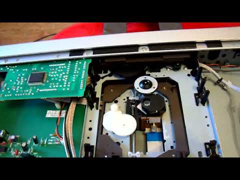 Видео: ROTEL RCD-06. Профилактика CD привода.