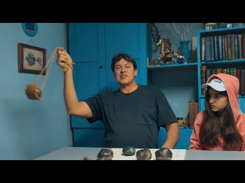 Видео: Чем Давид победил Голиафа?