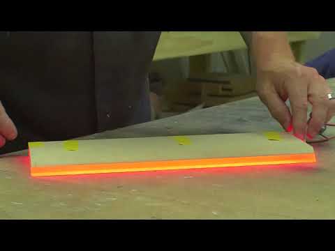 Видео: Вторник уроков: методы освещения плексигласа