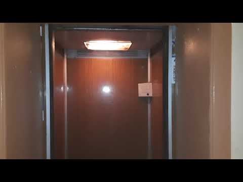 Видео: Лифты КМЗ 320 кг 1 м/с и Гробовозка МОЭЛЗ 500 кг 1 м/с