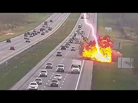 Видео: ГНЕВ НЕБЕС! Мощные Молнии, Торнадо, Камнепады, Град...