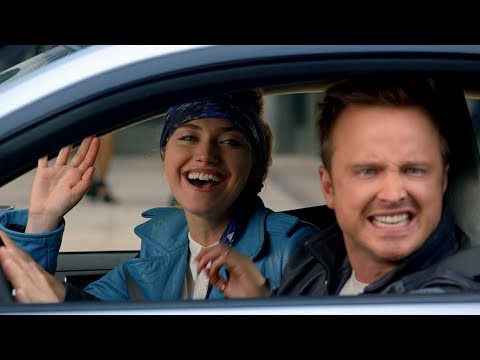 Видео: Тоби Маршал греет двигатель. Жажда скорости (2014).
