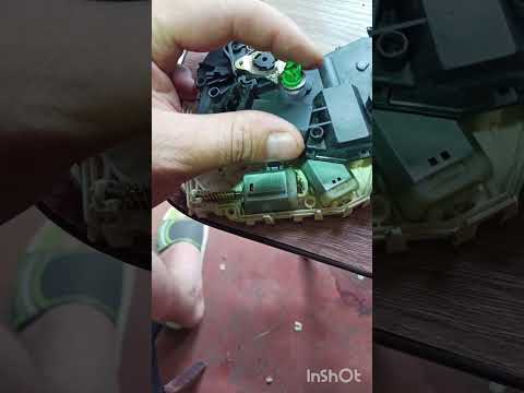 Видео: land rover Freelander 1 ремонт замка задней левой двери