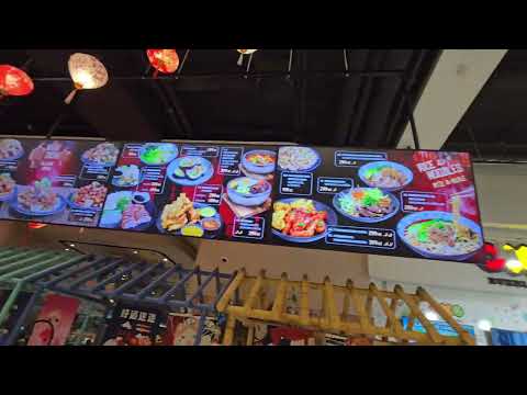 Видео: Прага торговый центр Paladium в центре города  5 ноября 2025