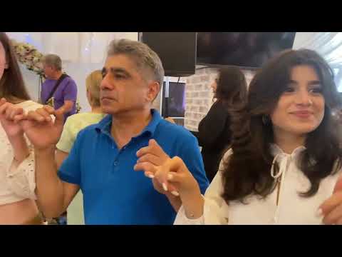 Видео: Ассирийцы.Духрана д Мар Зайя в Москве.🎊🙌🙏🏼Assyrians.Dukhrana d Mar Zaya in Moscow Russia.🎊🙌🙏🏼