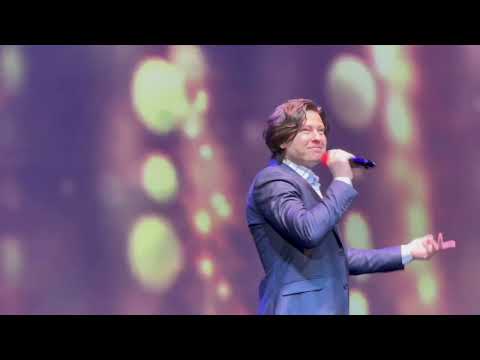 Видео: Прохор Шаляпин в праздничной программе "Знаменитые и смешные". "Богиня". - Дом кино.