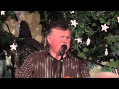 Видео: Дмитрий Богданов -"Пилигримы" (И.Бродский Е.Клячкин)