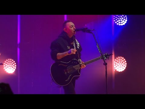 Видео: Звери - 04 - Южная ночь - Архангельск - Дворец спорта профсоюзов - 20 февраля 2023 год