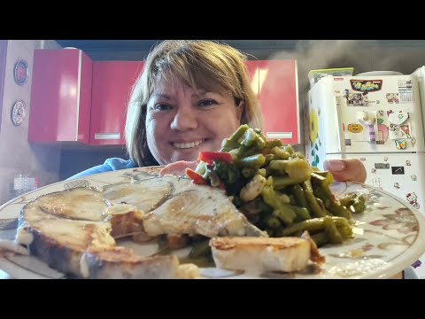 Видео: МУКБАНГ 🍽 АСМР ИТИНГ ОБАЛДЕТЬ СКОЛЬКА МНЕ НУЖНО ЕДЫ.рыбы шпинат MUKBANG🍴 ASMR PESCADO CON VERDURAS 😋