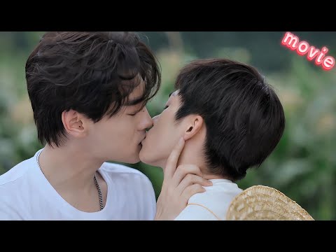 Видео: Втянул в кукурузу🌽 Поцеловал — тело дрожит❗А потом: «Поспим вместе?»🫣