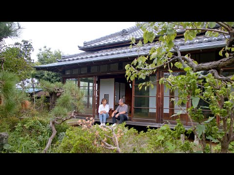 Видео: Жизнь в деревне с моим мужем/поддержка нас в наши 70 лет.