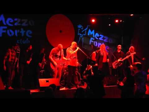 Видео: Вася Ложкин и "Какие-то люди" "Дым над заводом" (бис)