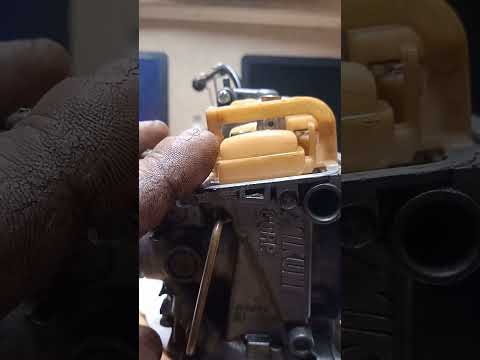 Видео: переборка карбюраторов MICUNI gsf bandit 400 красноголовый