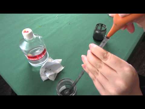 Видео: Как промыть трубочку с резервом для холодного батика