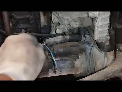 Видео: Как прокачать ТНВД топливную аппаратуру быстро правильно легко