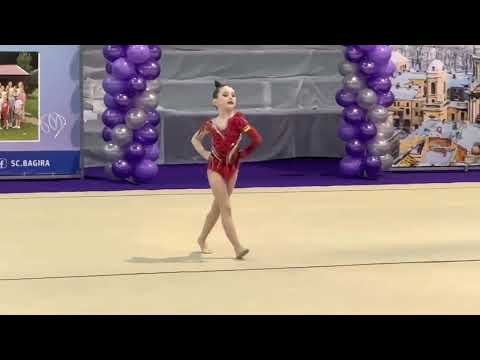 Видео: Денисюк Анна Художня гімнастика Львів