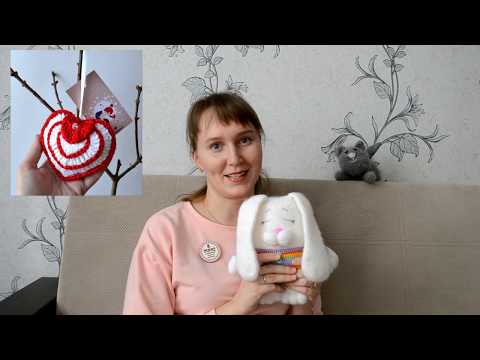 Видео: Приглашая на онлайн по вязанию зайчика Сплюши