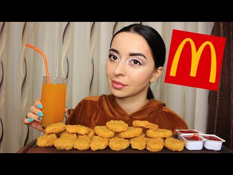 Видео: ЖУЛИК ПАПА / 20 НАГГЕТСОВ ИЗ MCDONALDS MUKBANG Ayka Emilly