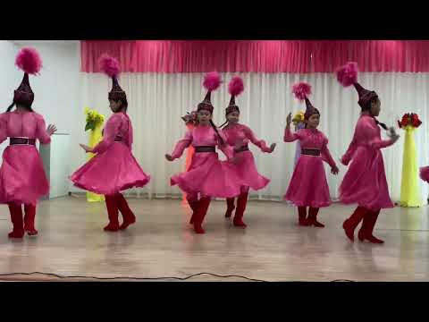 Видео: “Баршын” бишілер тобы. Қожамберді ауылы, № 162 мектеп. “Қос алқа” биі