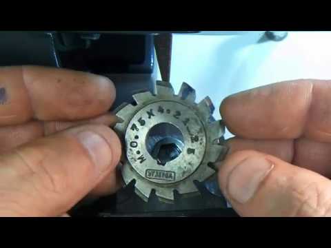 Видео: Заточка модульной фрезы на станке TopTech(Optimum) GH-20T   (Sharpening of a modular mill)