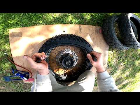 Видео: Kenda K270 Dual Sport Замена штатной резины